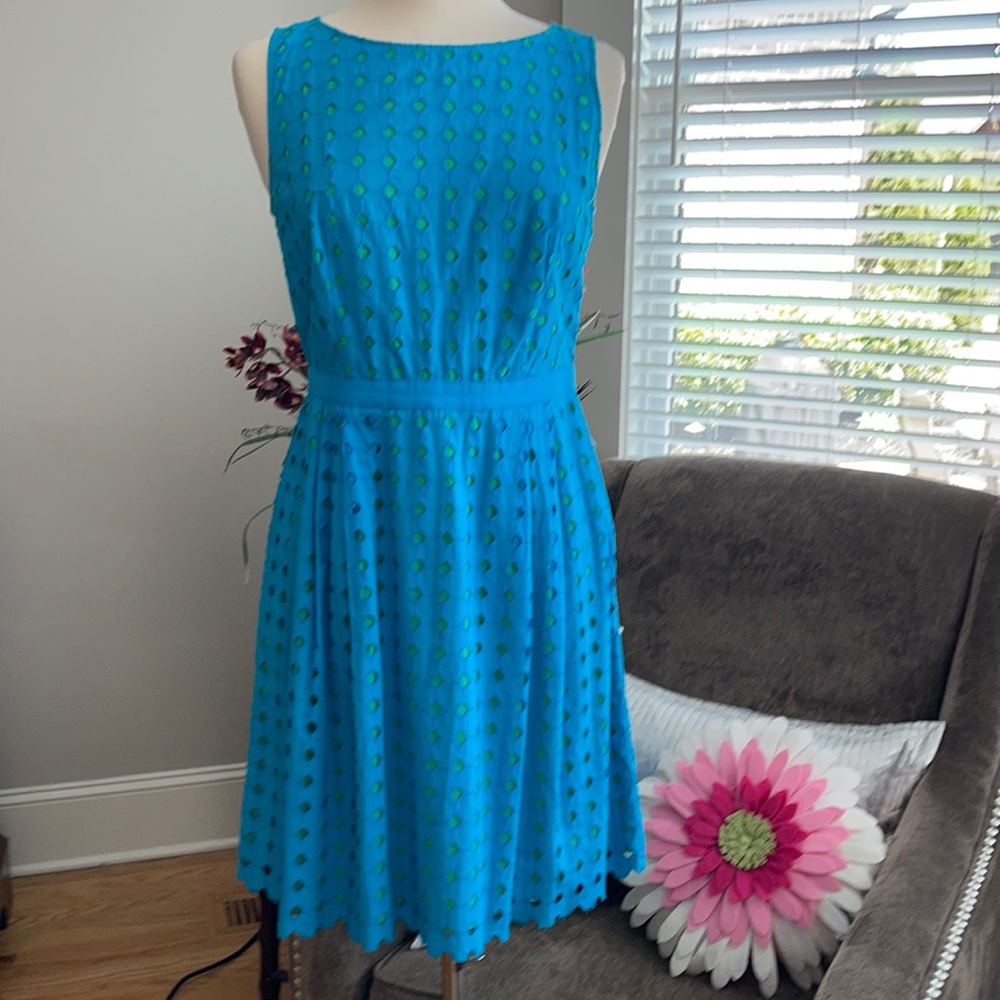 Loft sz8 cotton, no stretch, blue/green dress.